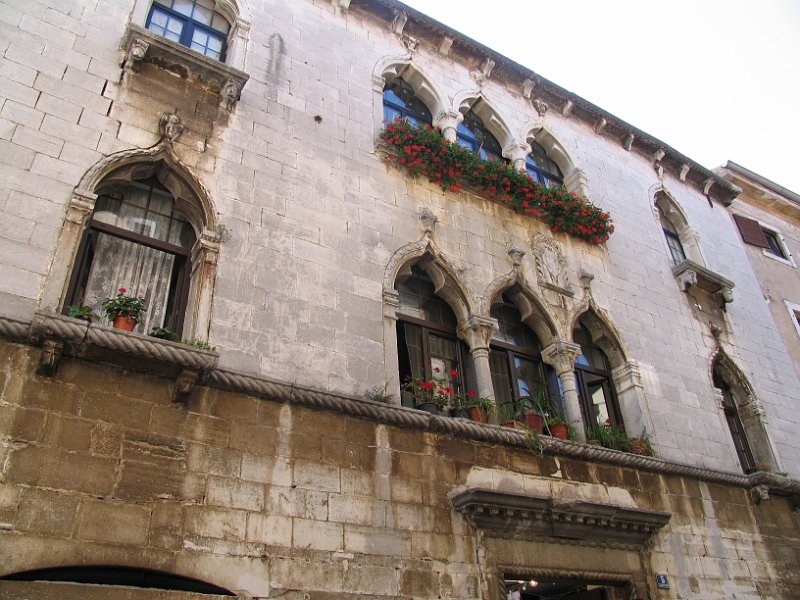2012-09-11 12-42-38 Ludo.JPG
